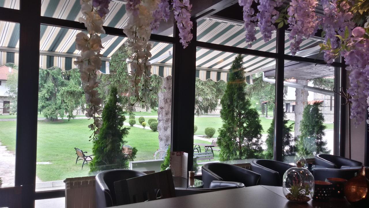 Ostrova Holiday Village Beli Osŭm Dış mekan fotoğraf