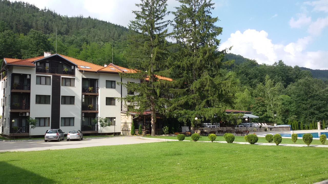 Ostrova Holiday Village Beli Osŭm Dış mekan fotoğraf