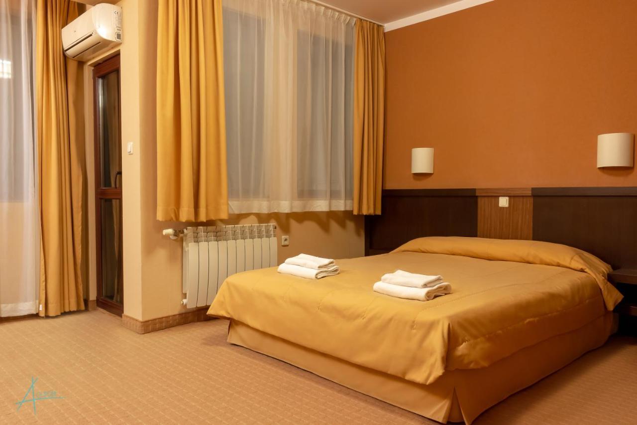 Ostrova Holiday Village Beli Osŭm Dış mekan fotoğraf