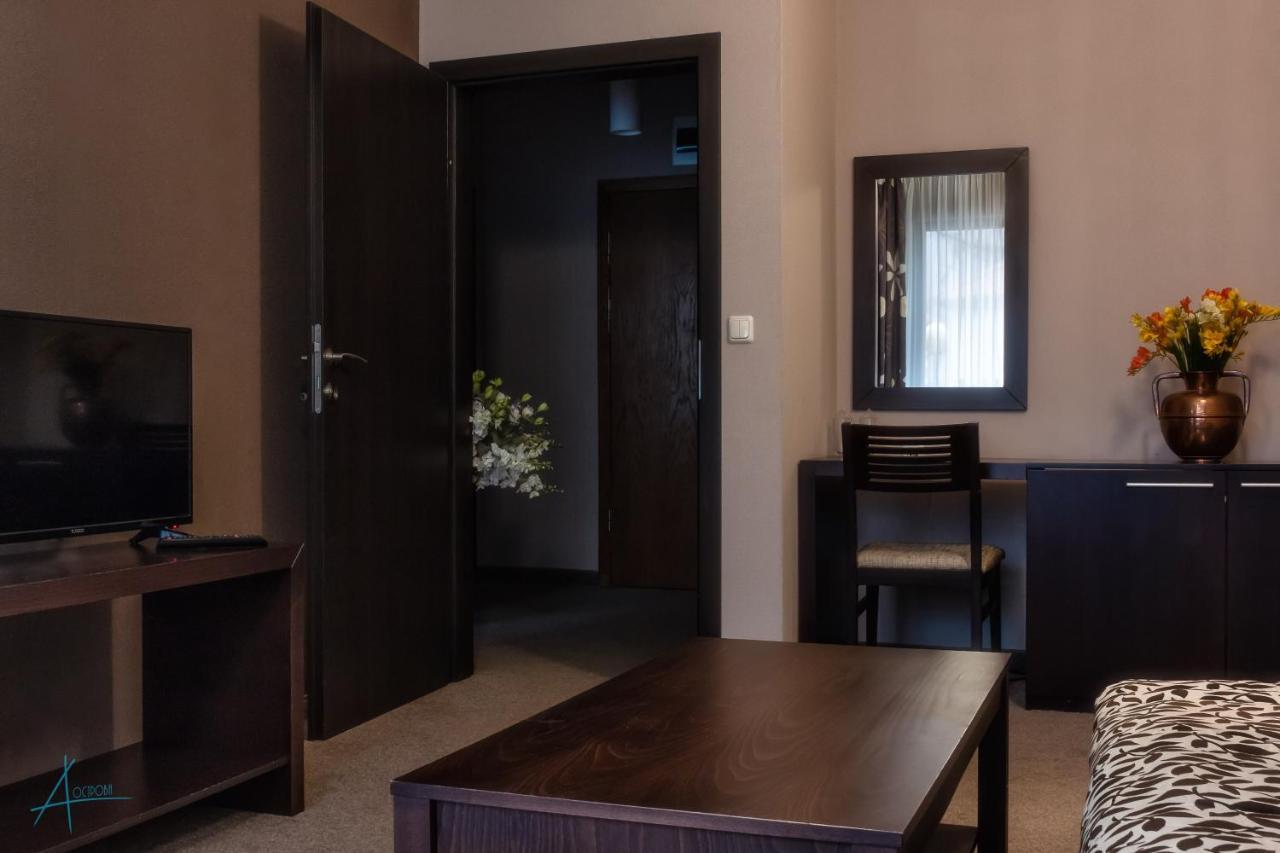 Ostrova Holiday Village Beli Osŭm Dış mekan fotoğraf