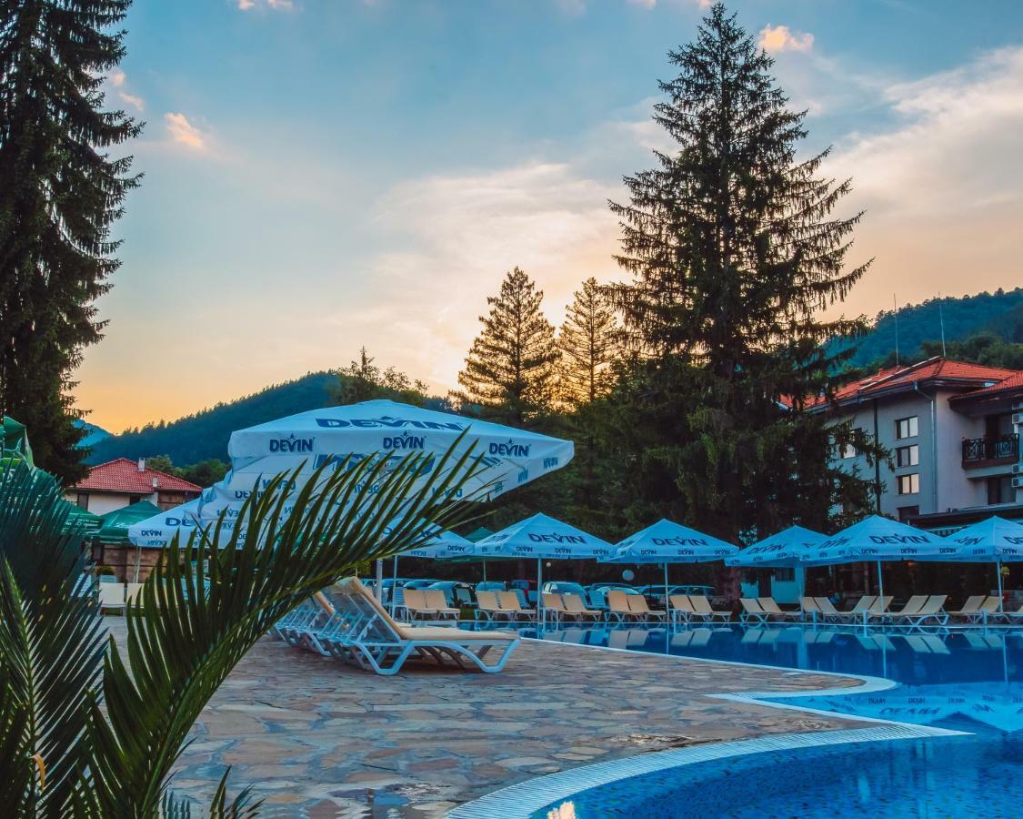 Ostrova Holiday Village Beli Osŭm Dış mekan fotoğraf